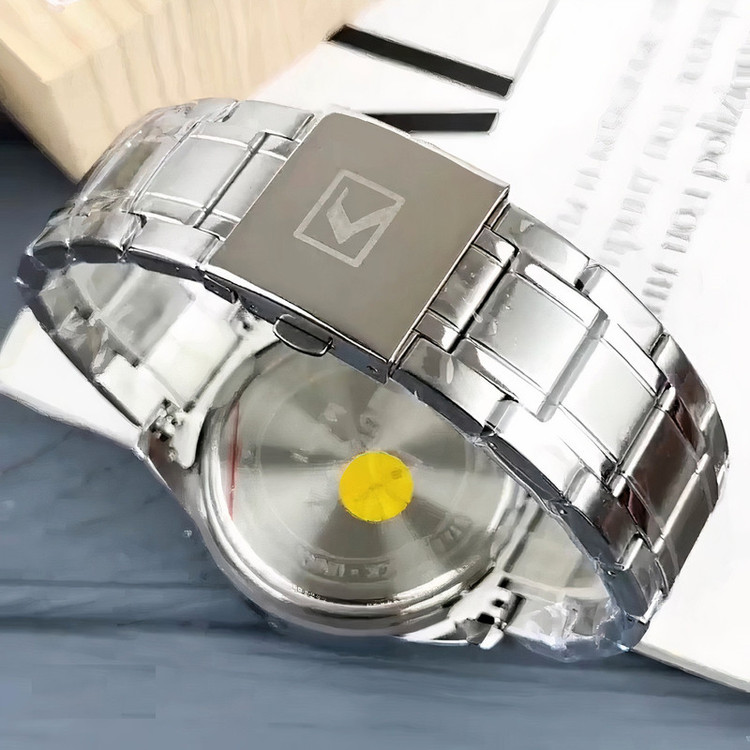 ساعت مچی عقربه ای مردانه کارن 8351 نقره ای-آبی (کورن 8351 CURREN)